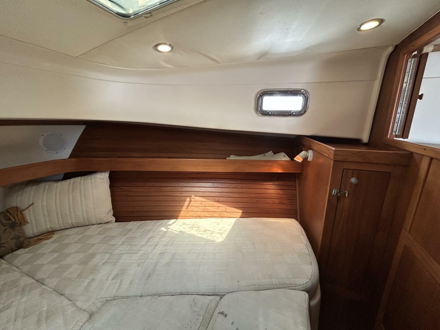 34' Mainship stateroom starboard