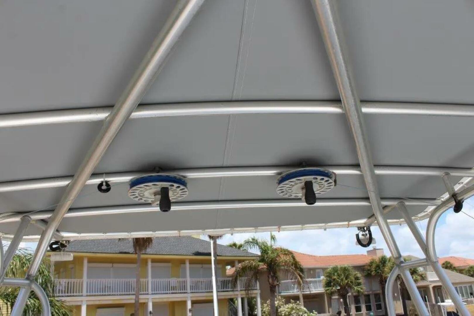 36ft Luhrs Yacht For Sale