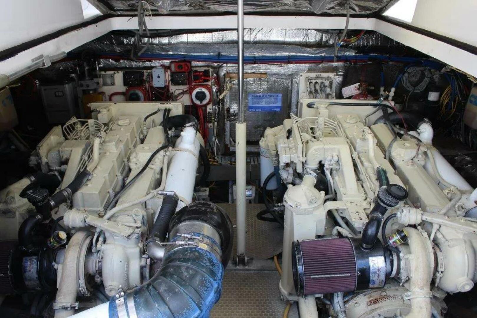 36ft Luhrs Yacht For Sale