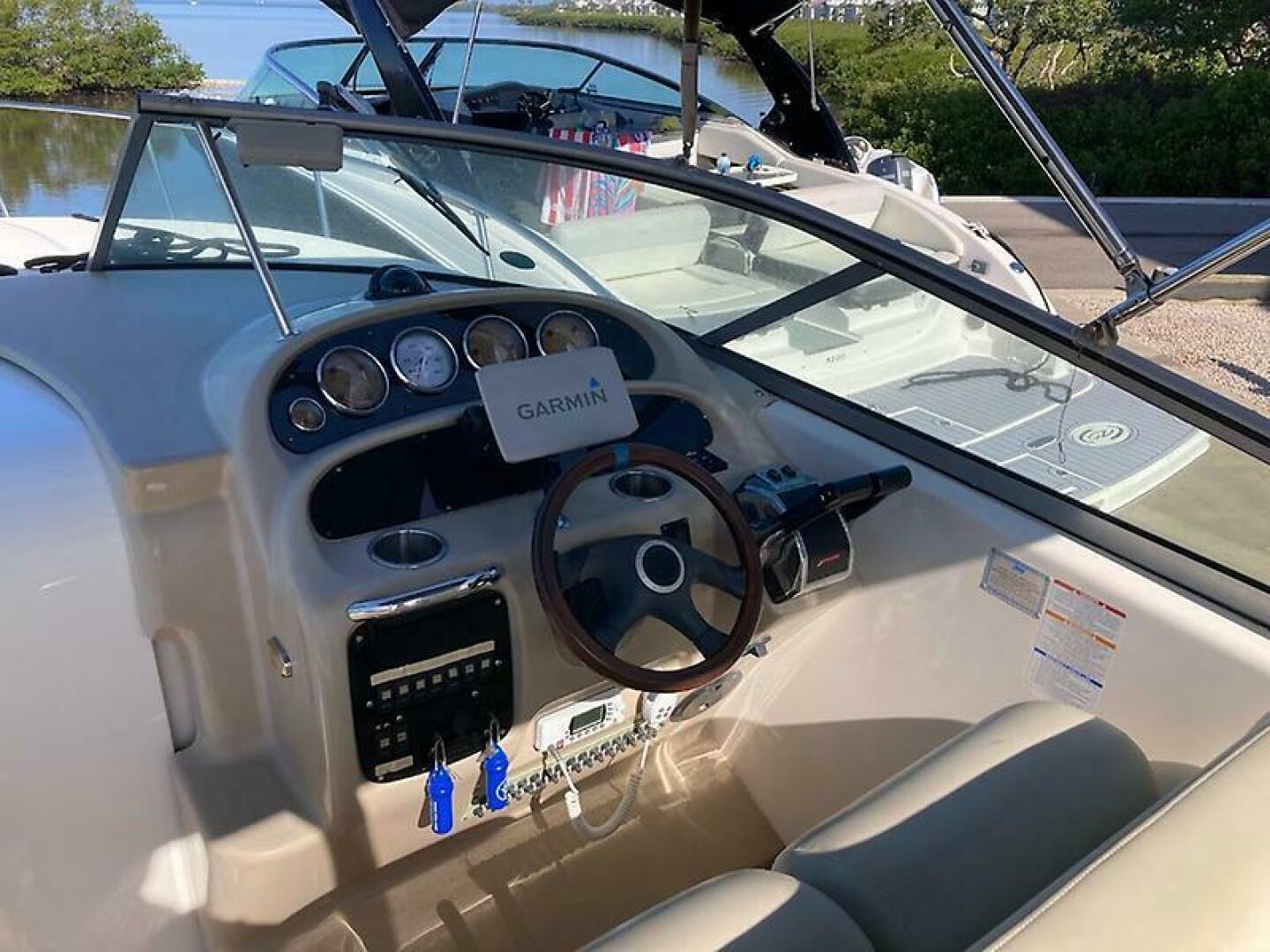 Knot for Sale 29ft Chaparral Yacht For Sale Knot for Sale 29ft Chaparral Yacht For Sale