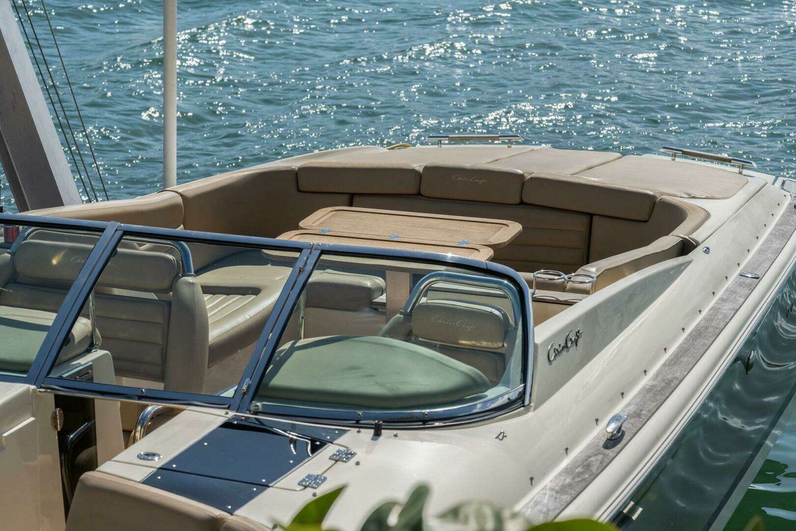 Chris Craft Launch 32 32ft Chris Craft Yacht For Sale