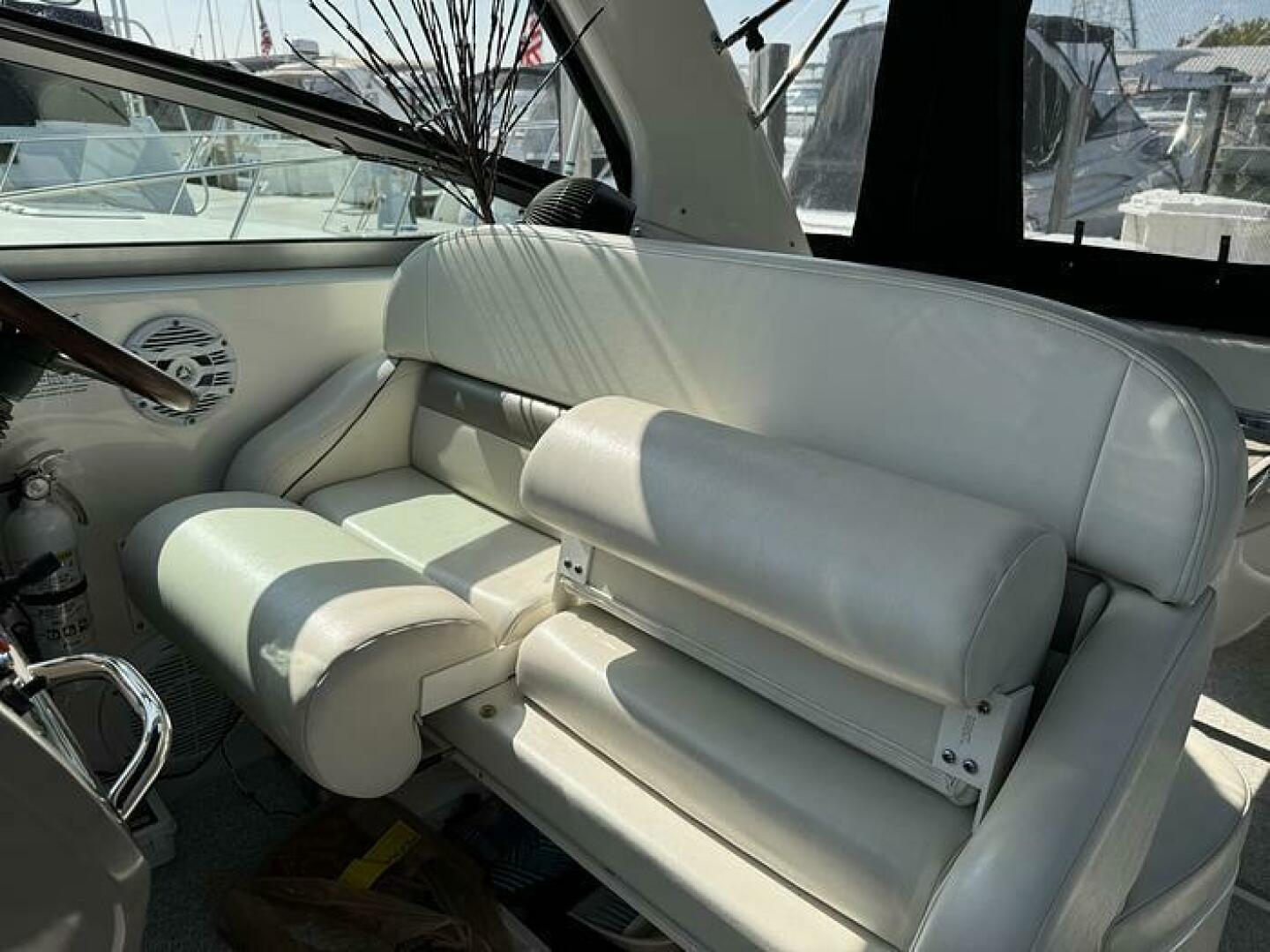 Captain and VIP Seats on the 2012 Chaparral 350 Signature