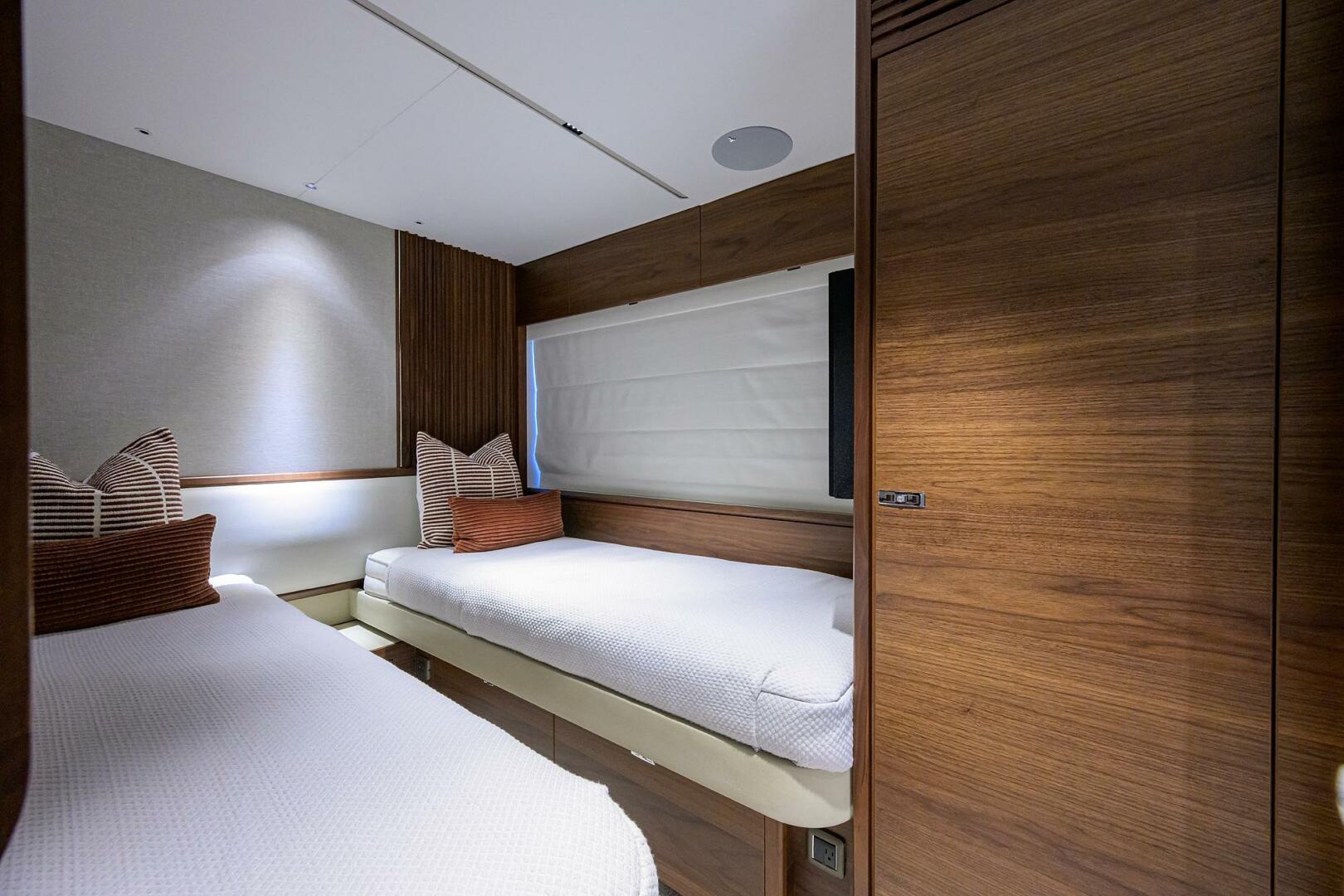 Princess X80 80ft Princess Yacht For Sale