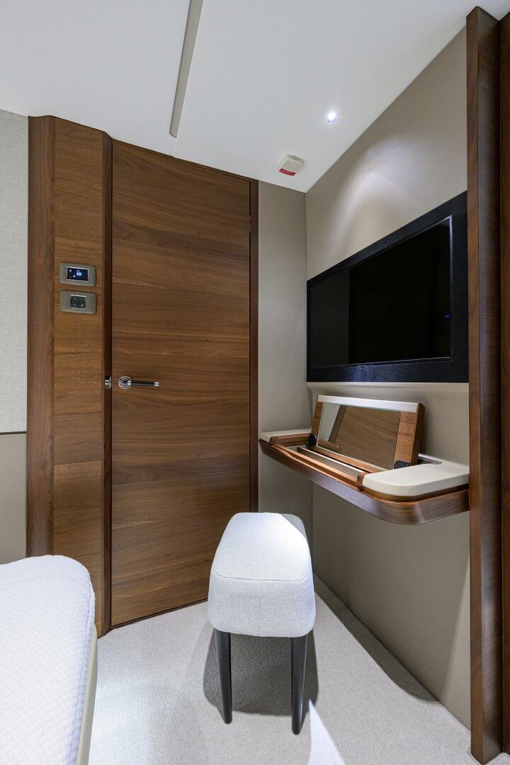 Princess X80 80ft Princess Yacht For Sale