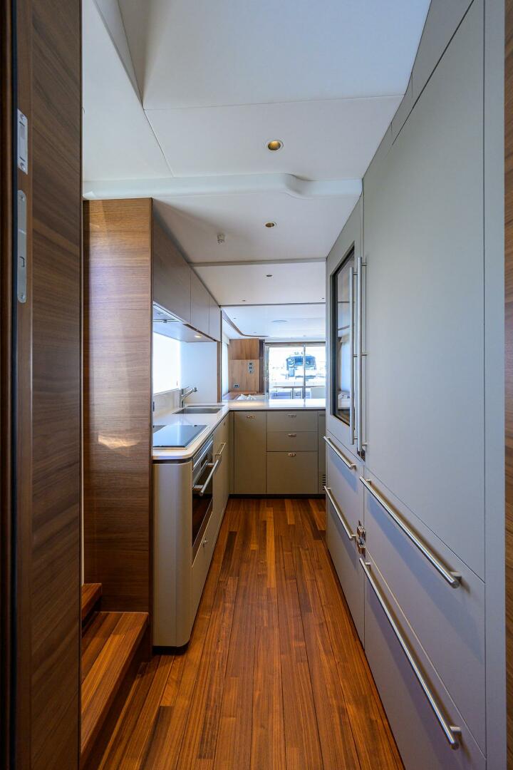 Princess X80 80ft Princess Yacht For Sale