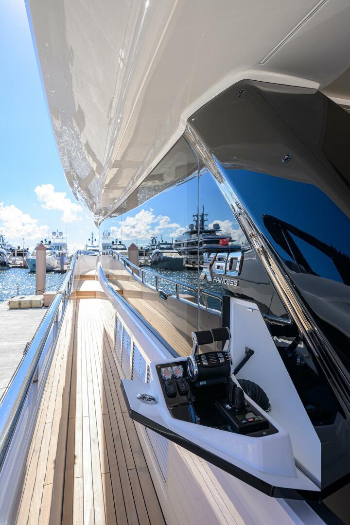 Princess X80 80ft Princess Yacht For Sale