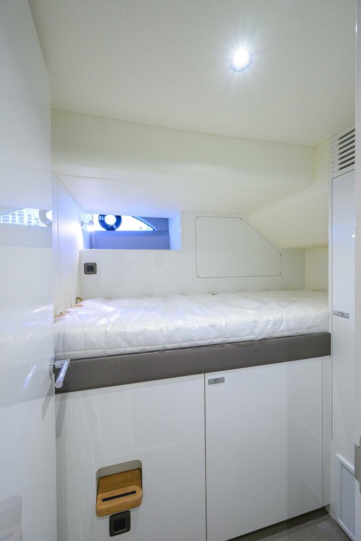 Princess X80 80ft Princess Yacht For Sale