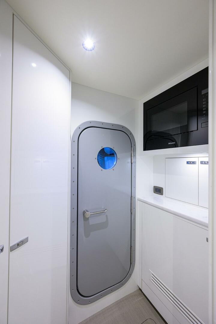 Princess X80 80ft Princess Yacht For Sale