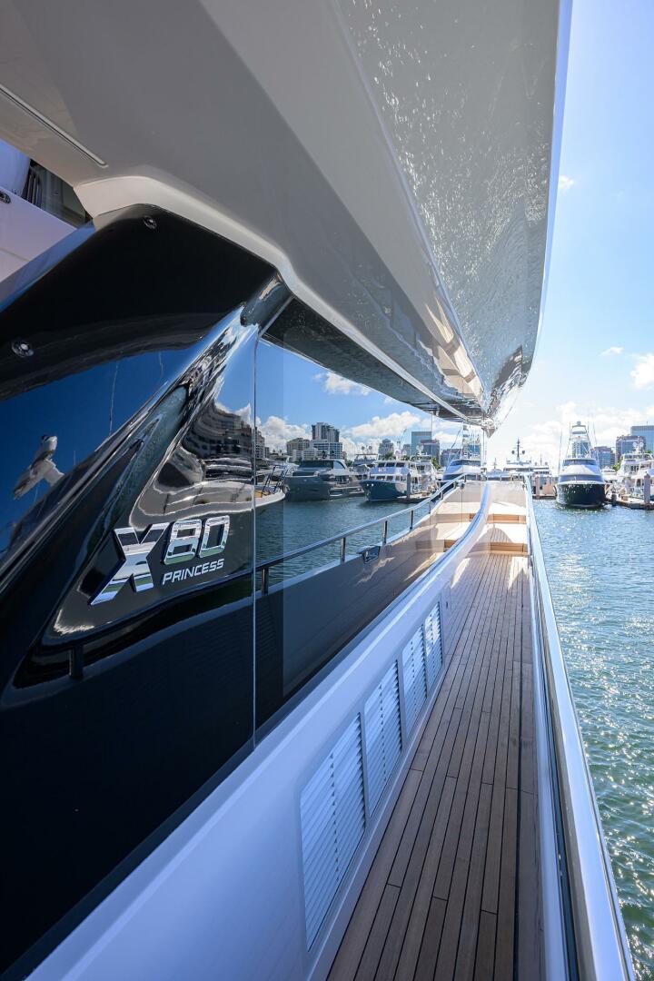 Princess X80 80ft Princess Yacht For Sale