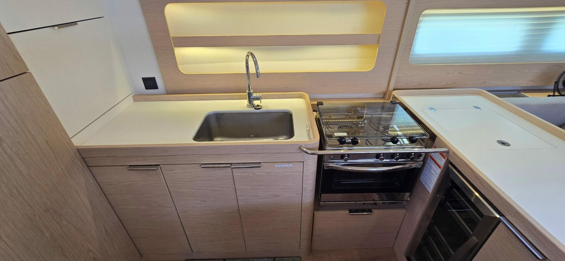 56ft Beneteau Yacht For Sale