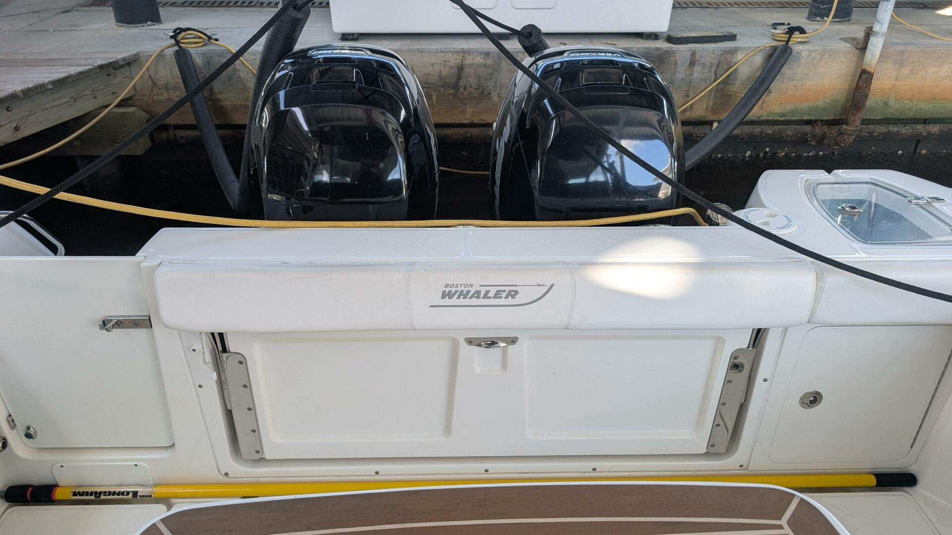 Boat     31ft Boston Whaler Yacht For Sale