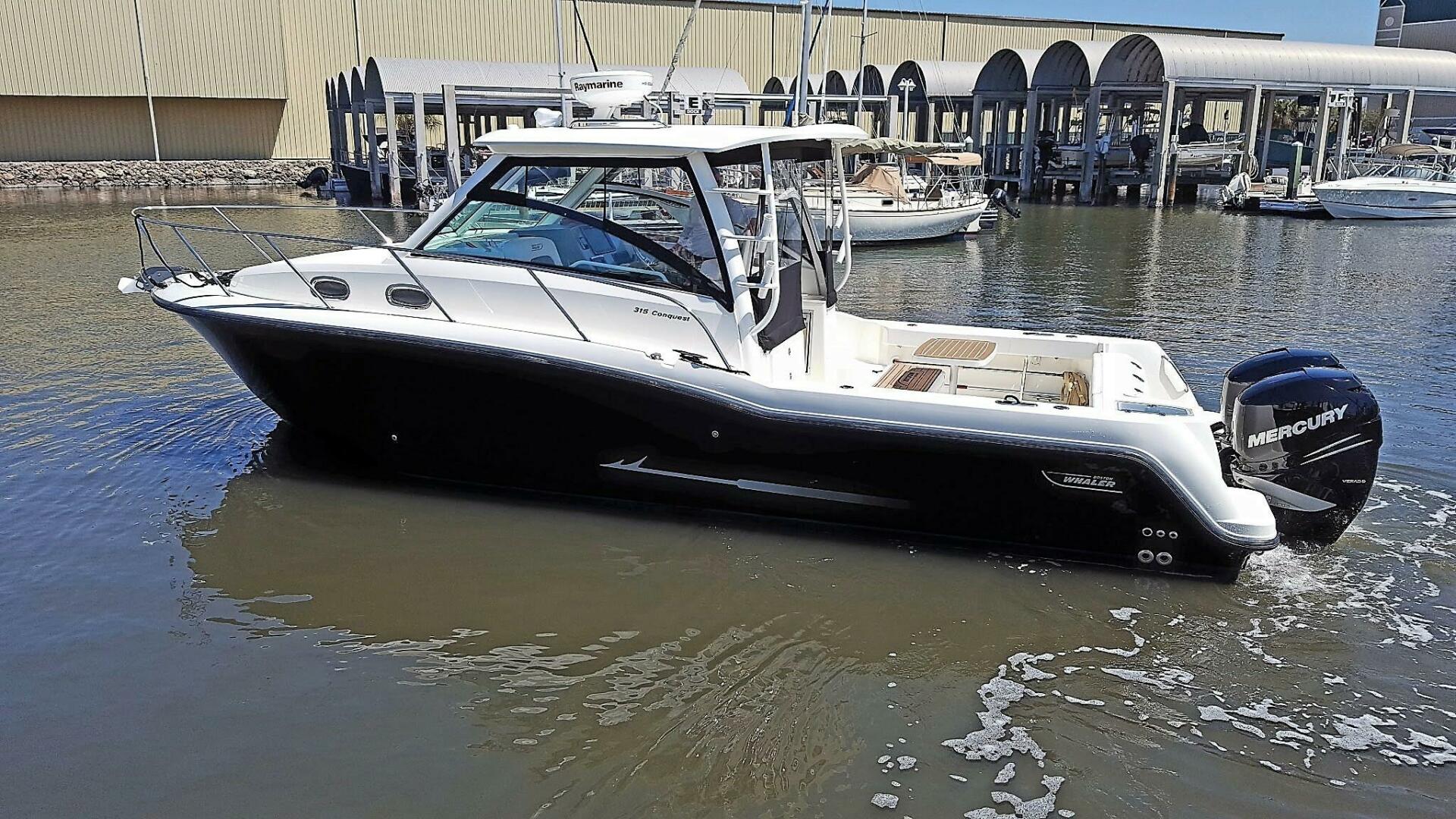 Boat     31ft Boston Whaler Yacht For Sale