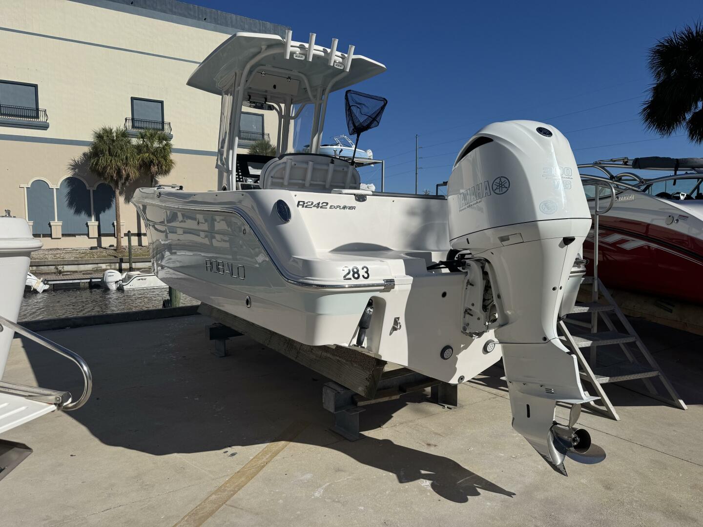 24ft Robalo Yacht For Sale