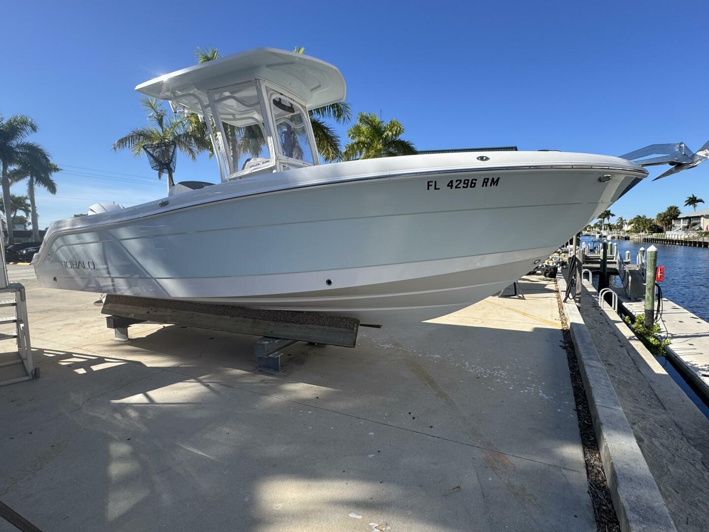 24ft Robalo Yacht For Sale