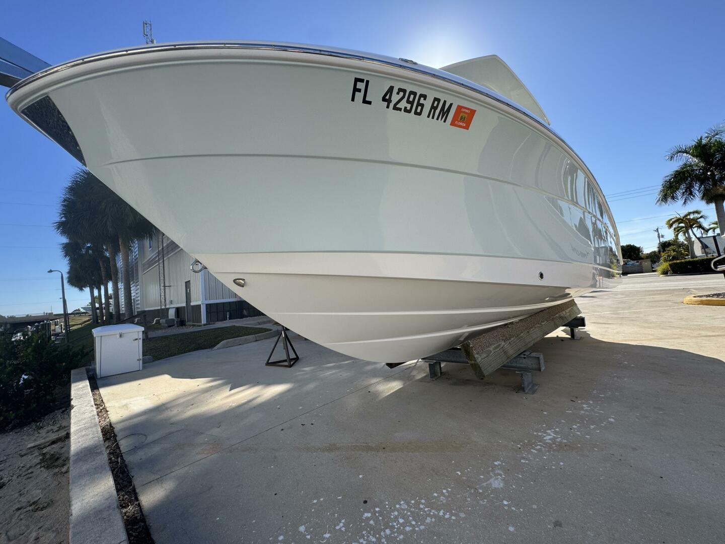 24ft Robalo Yacht For Sale