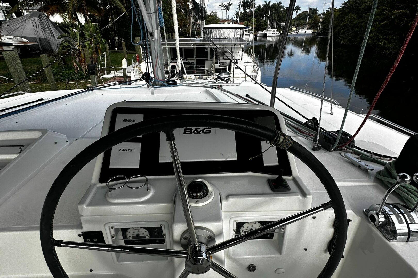 2017-lagoon-450-f-sail-9748460-20250417113721063-1_XLARGE.jp