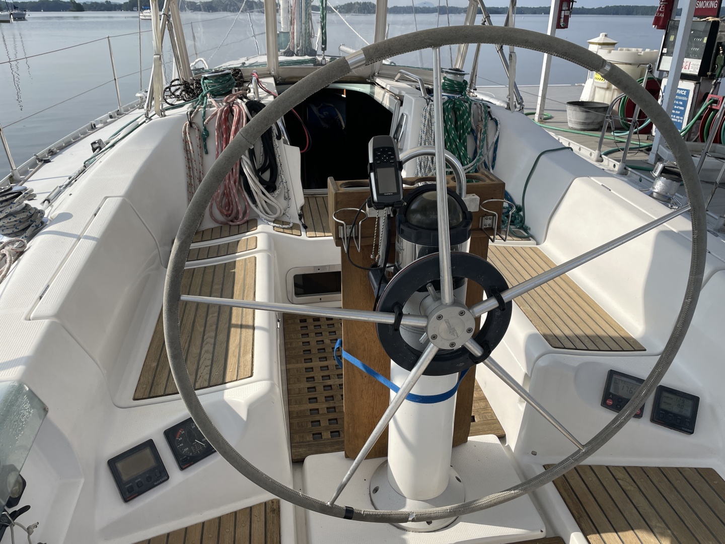 WAPITI 38ft Beneteau Yacht For Sale WAPITI 38ft Beneteau Yacht For Sale