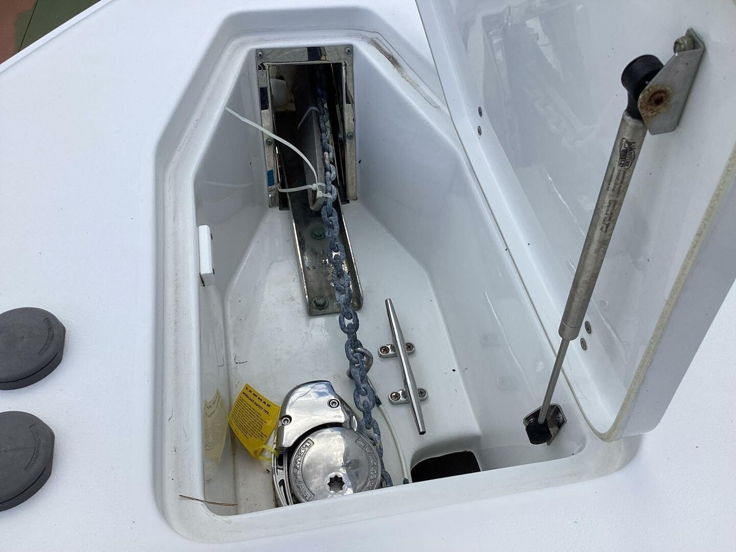 2018 Sea Hunt Gamefish 27