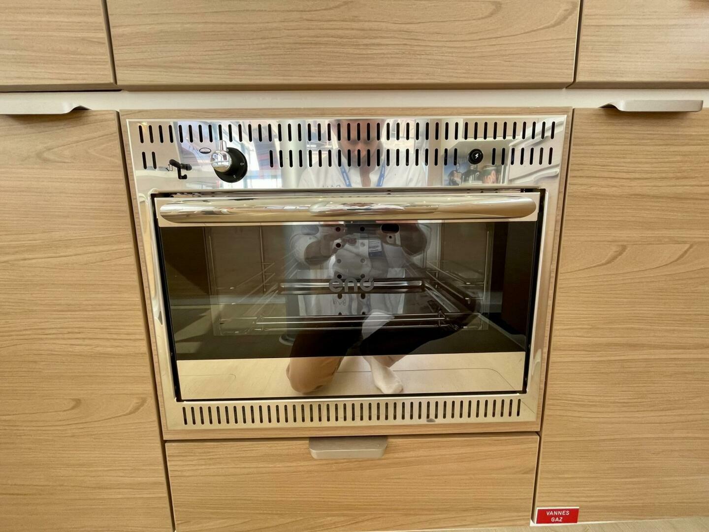 Available Now  40ft Bali Yacht For Sale