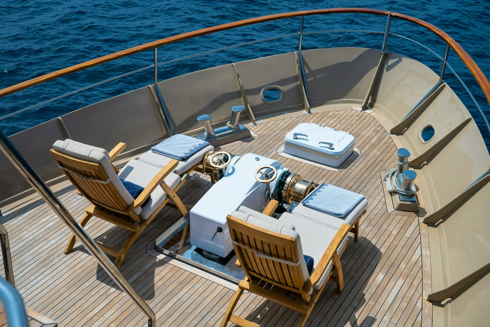 yacht-image-thumbnail