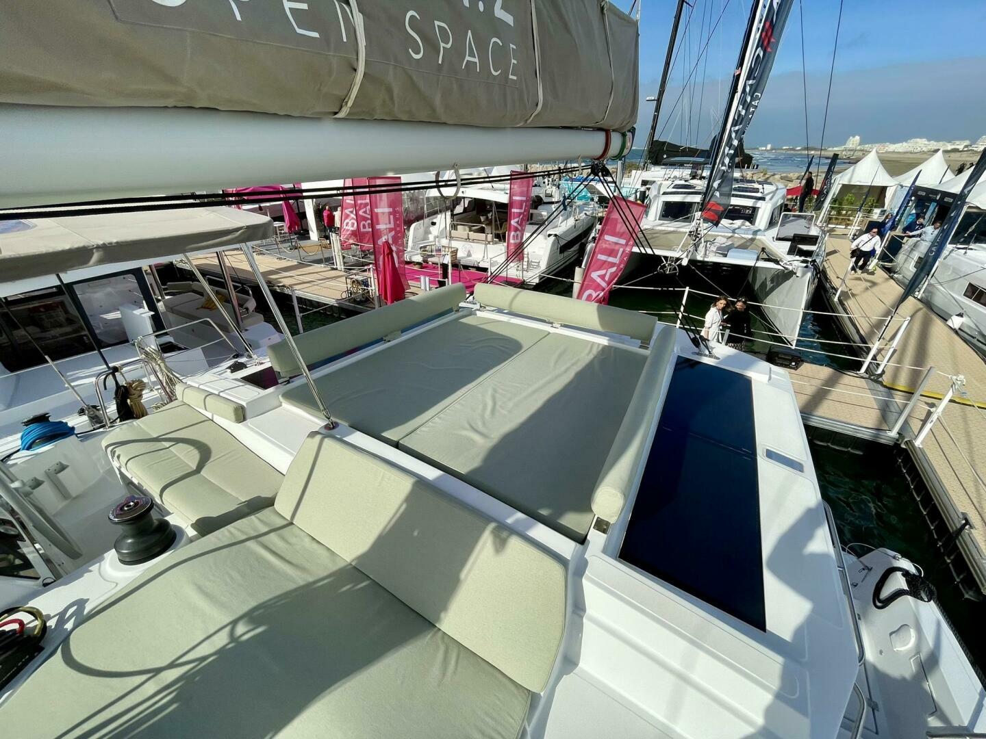 Bali 4 2  42ft Bali Yacht For Sale