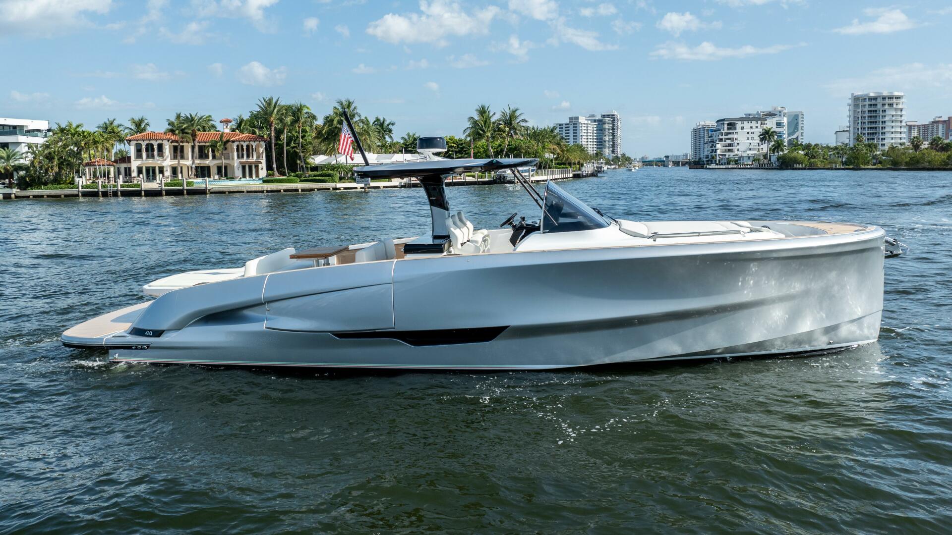 44ft Solaris Yacht For Sale