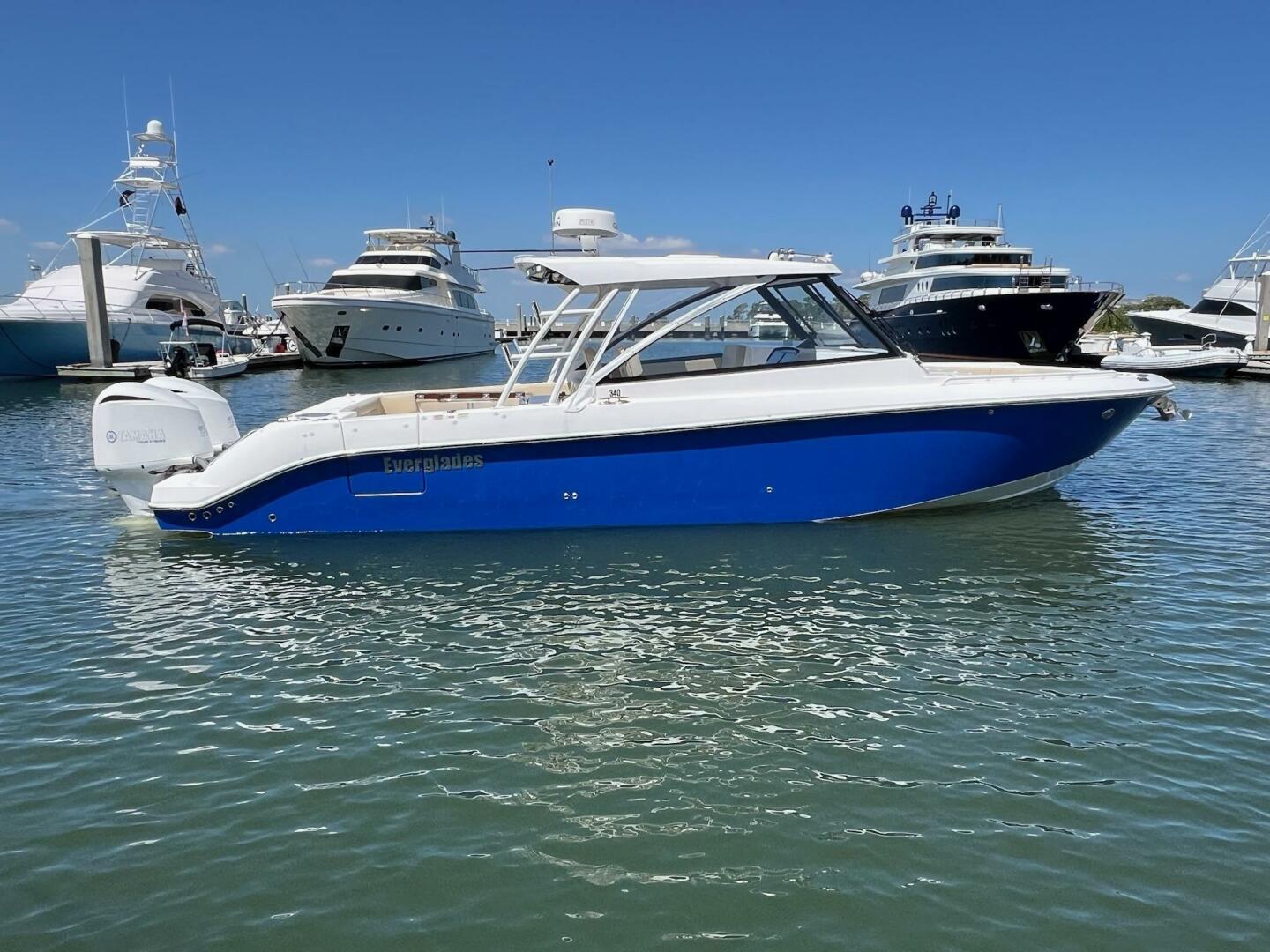 Solamore 34ft Everglades Yacht For Sale