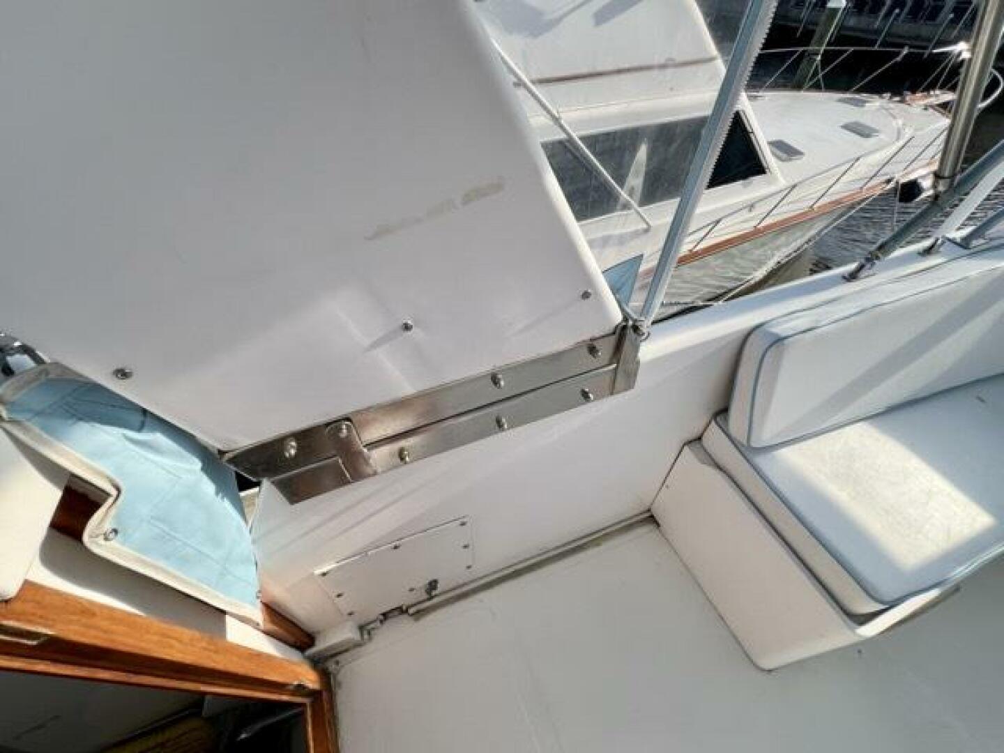 49 Nirvana 1987 Jefferson 42 Hinged Mast Medium