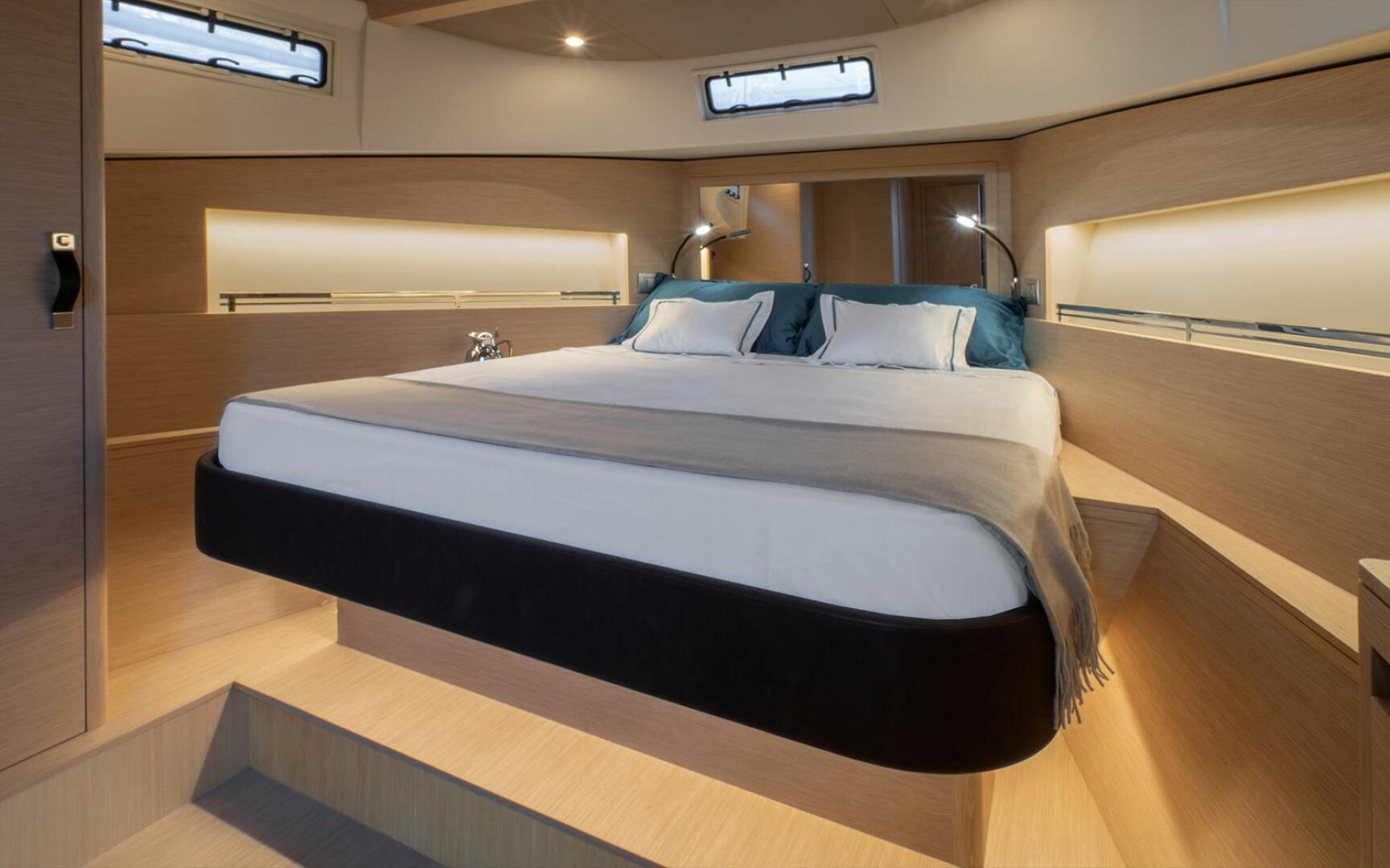 44ft Solaris Yacht For Sale