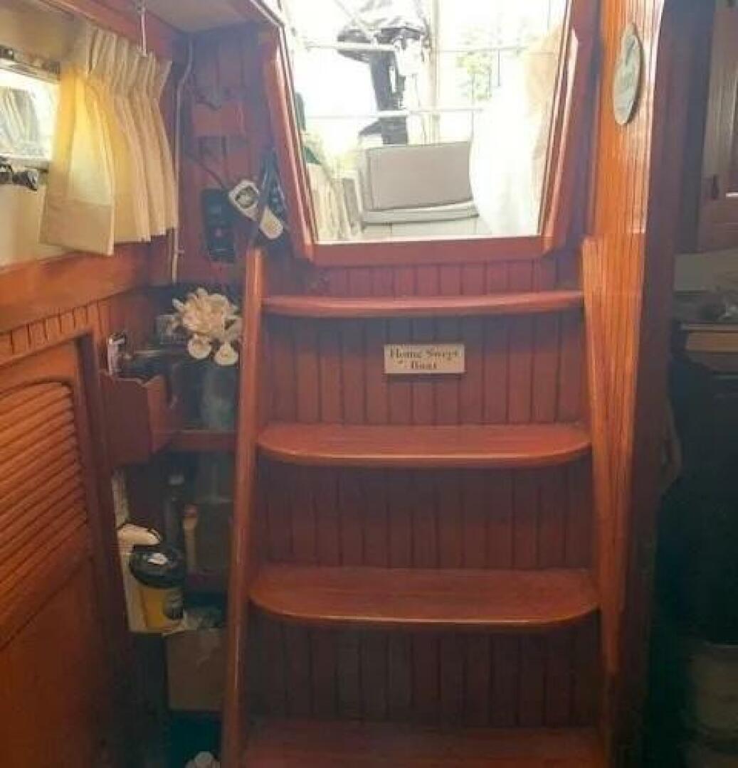 Dream Weaver 43ft Slocum Yacht For Sale