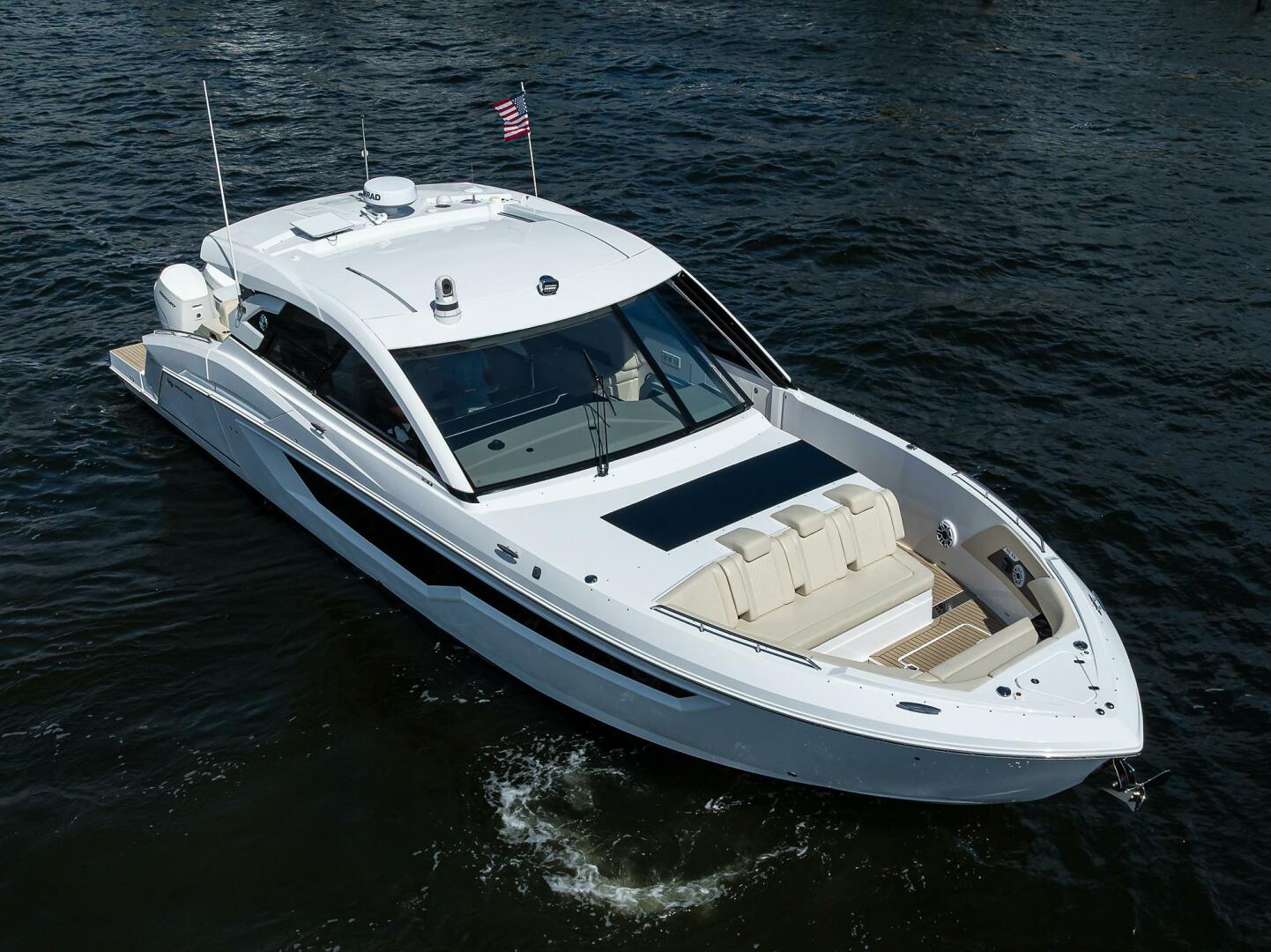 2024 Cruisers Yachts 50 GLS Outboard 50ft Cruisers Yacht For Sale