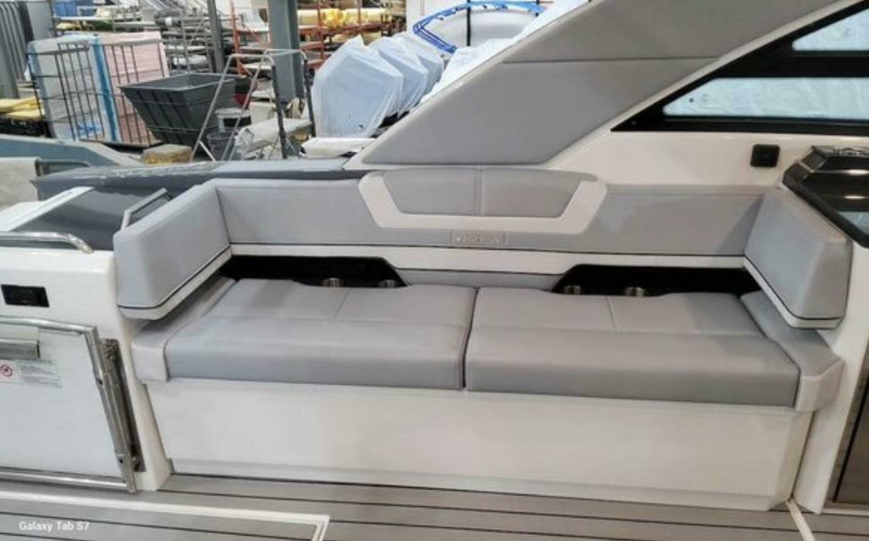Cosmetic Sturgeon 43ft Formula Yacht For Sale