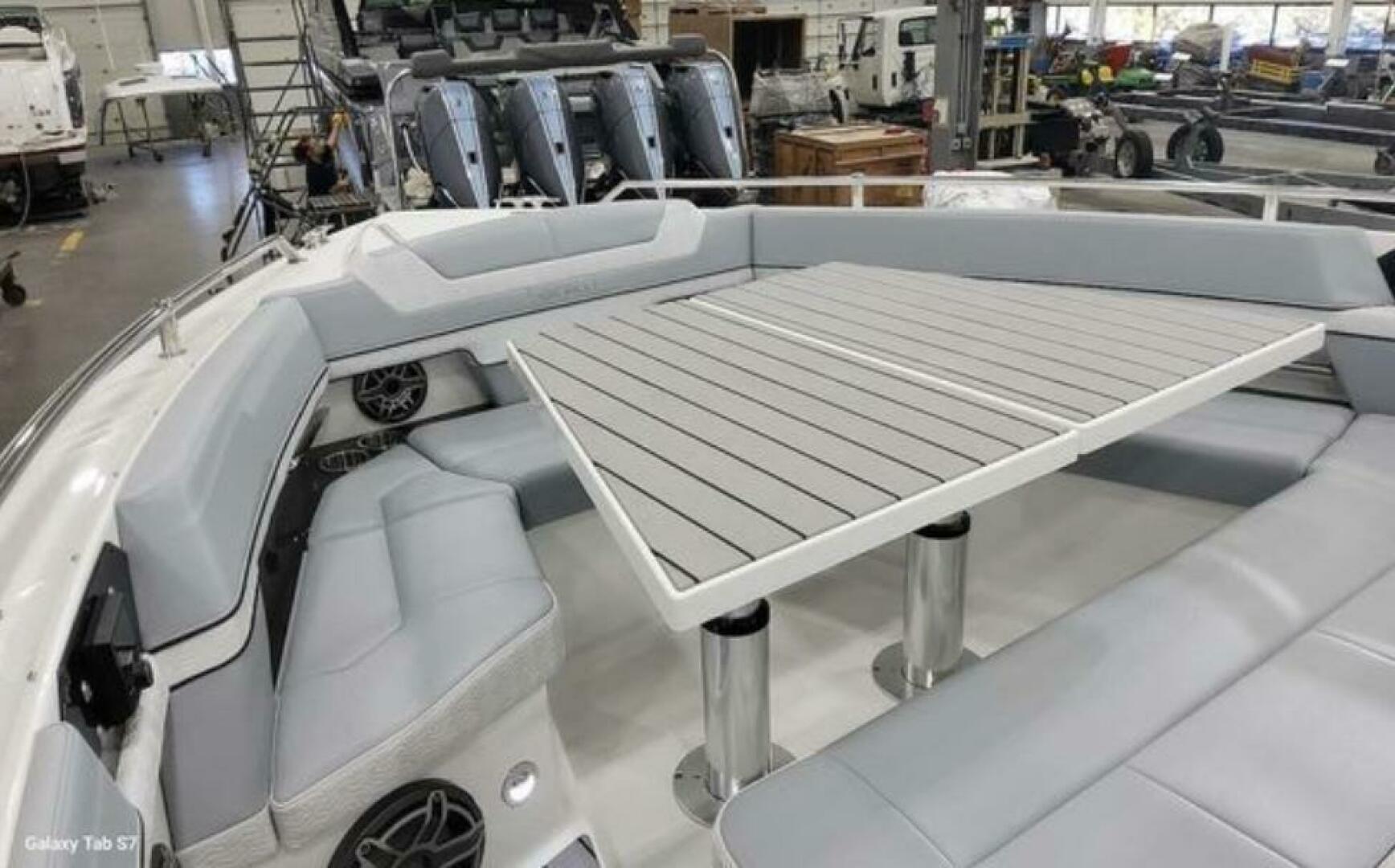 Cosmetic Sturgeon 43ft Formula Yacht For Sale