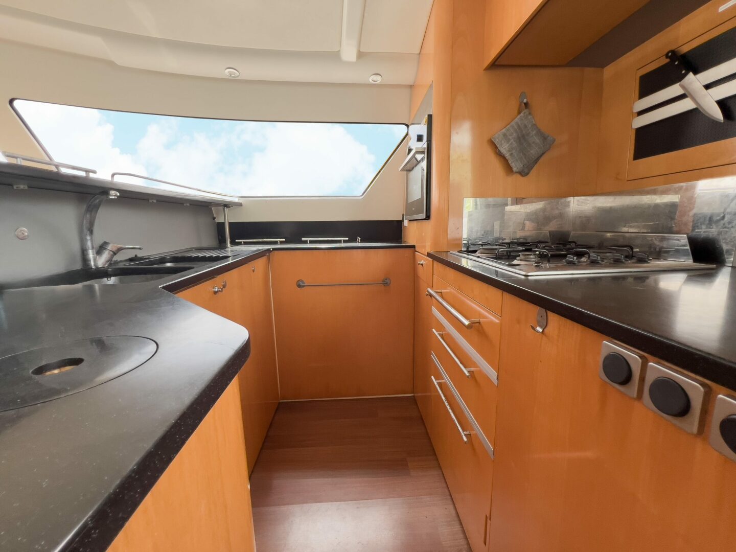 60ft Fountaine Pajot Yacht For Sale
