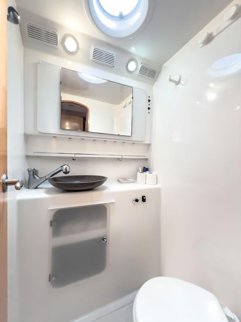 60ft Fountaine Pajot Yacht For Sale