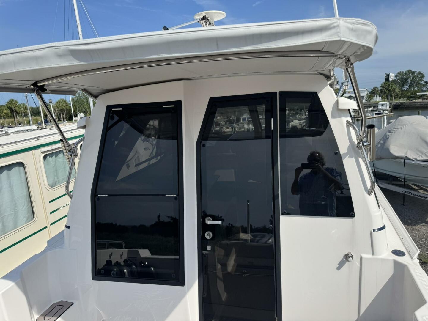 24ft Cutwater Yacht For Sale