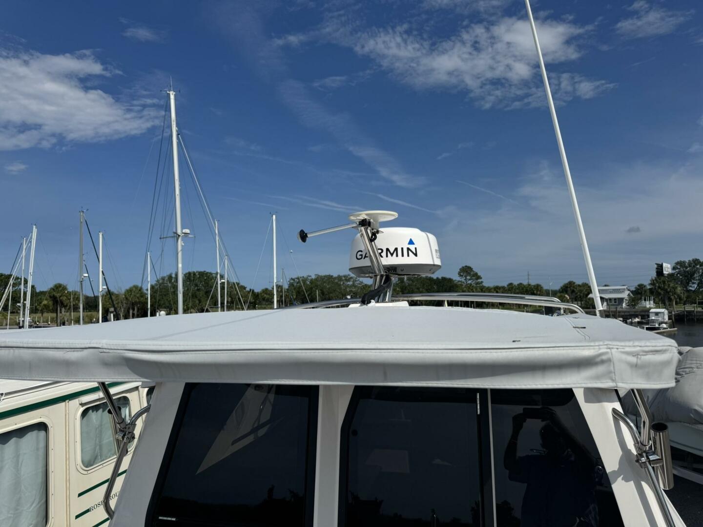 24ft Cutwater Yacht For Sale