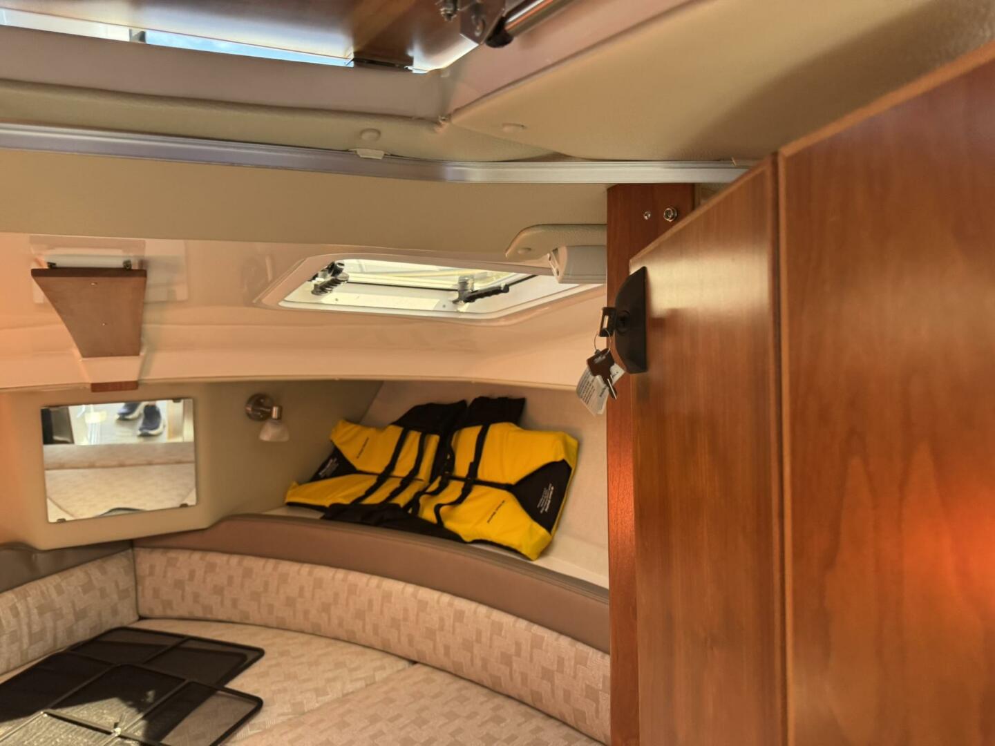 24ft Cutwater Yacht For Sale