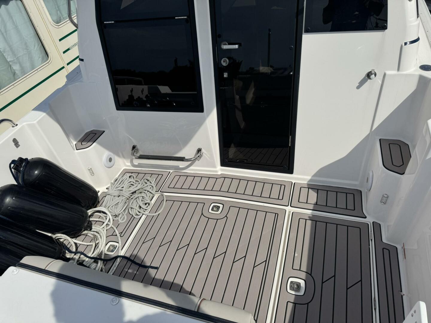 24ft Cutwater Yacht For Sale