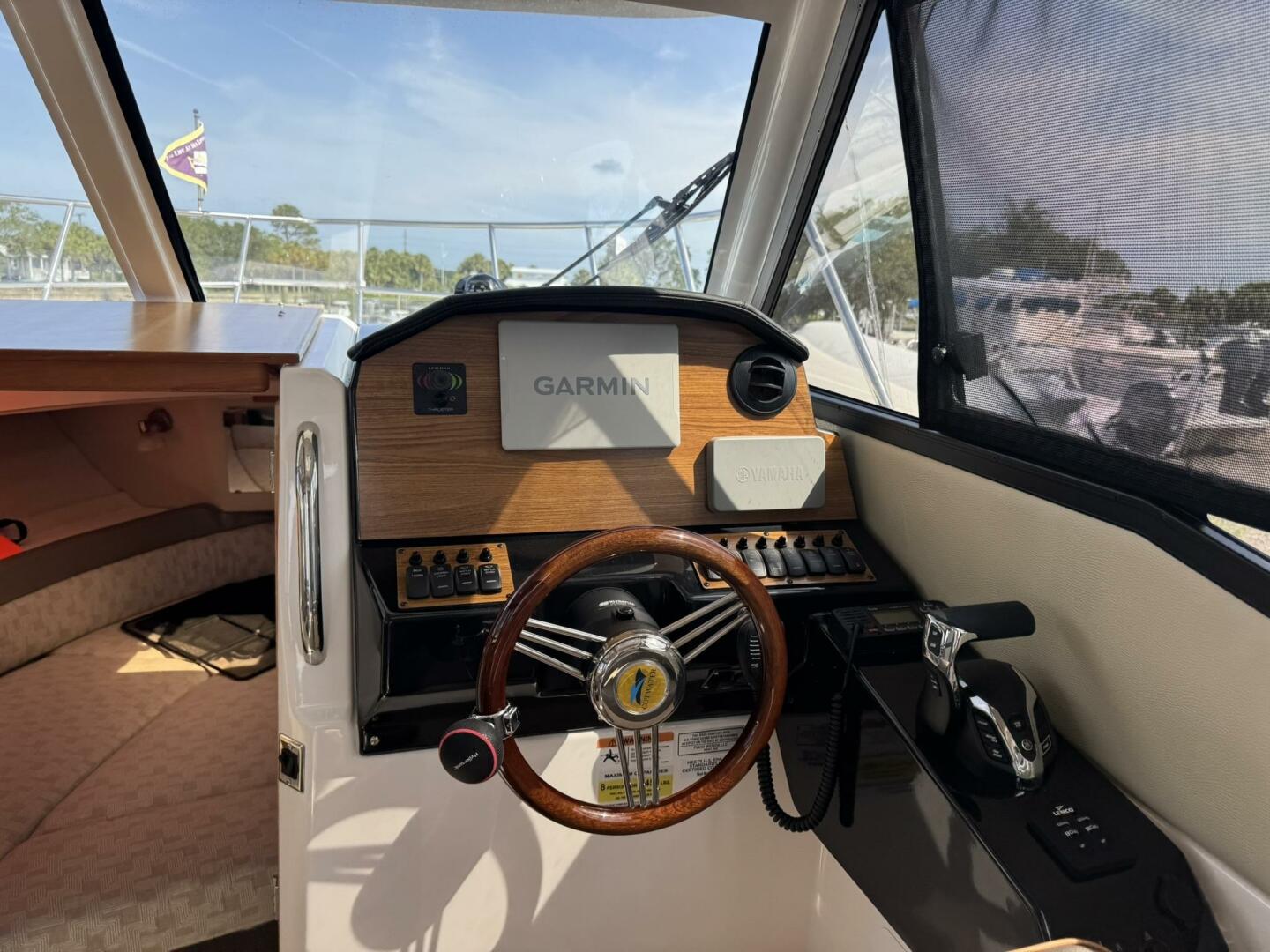 24ft Cutwater Yacht For Sale