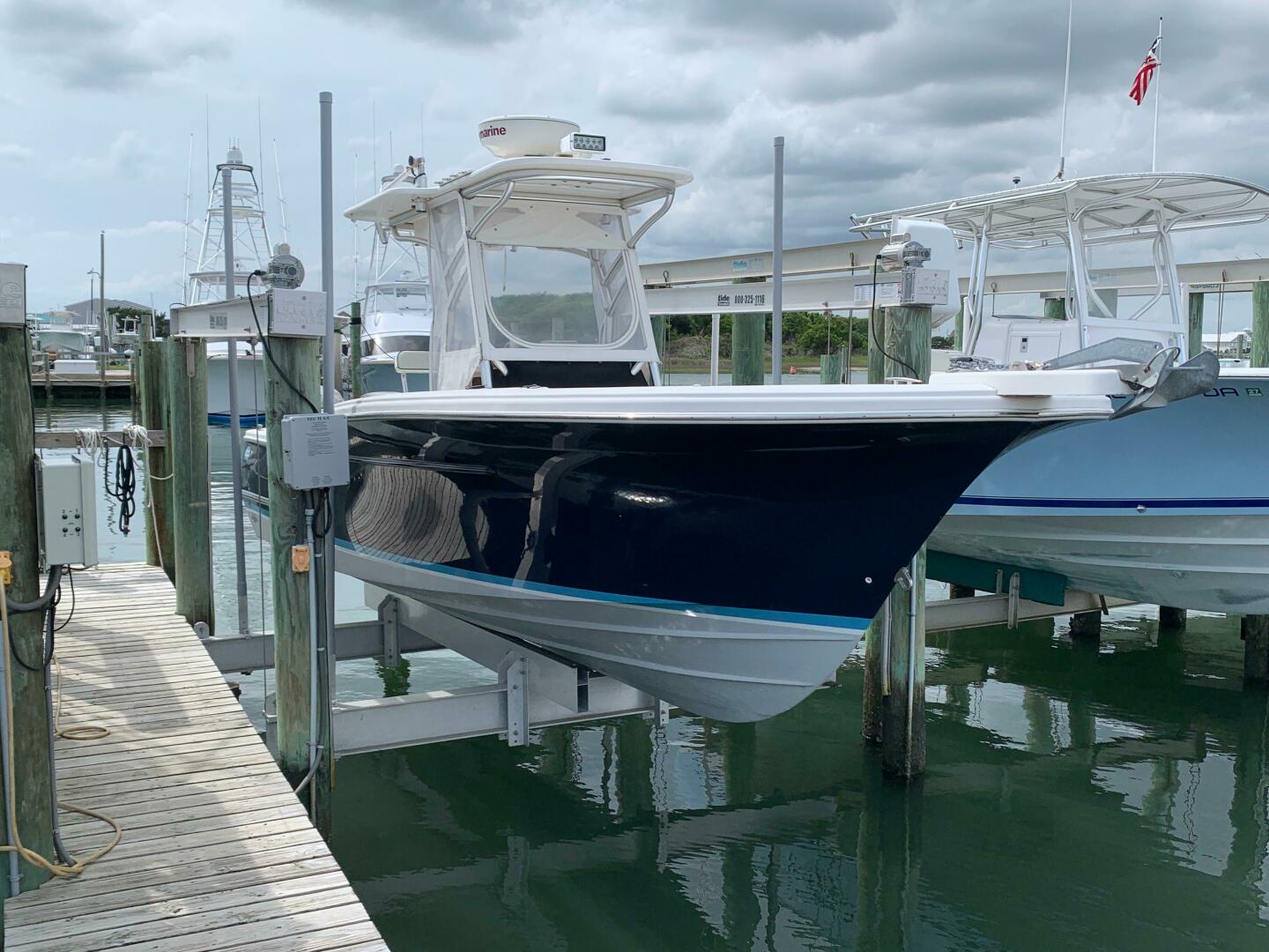 C2C 28ft Buddy Davis Yacht For Sale