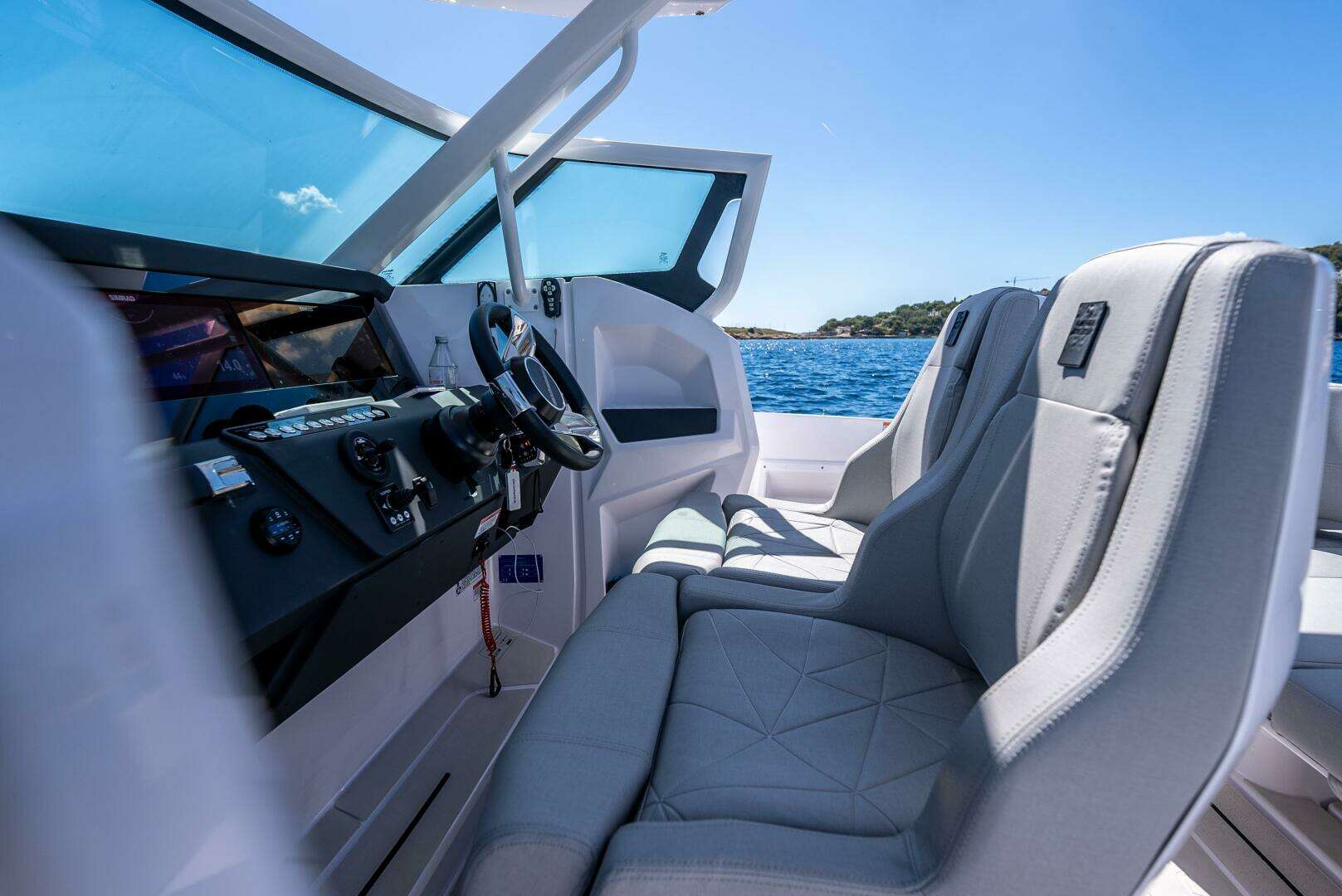 Axopar 29 Suntop Stock 51 29ft Axopar Yacht For Sale Axopar 29 Suntop Stock 51 29ft Axopar Yacht For Sale