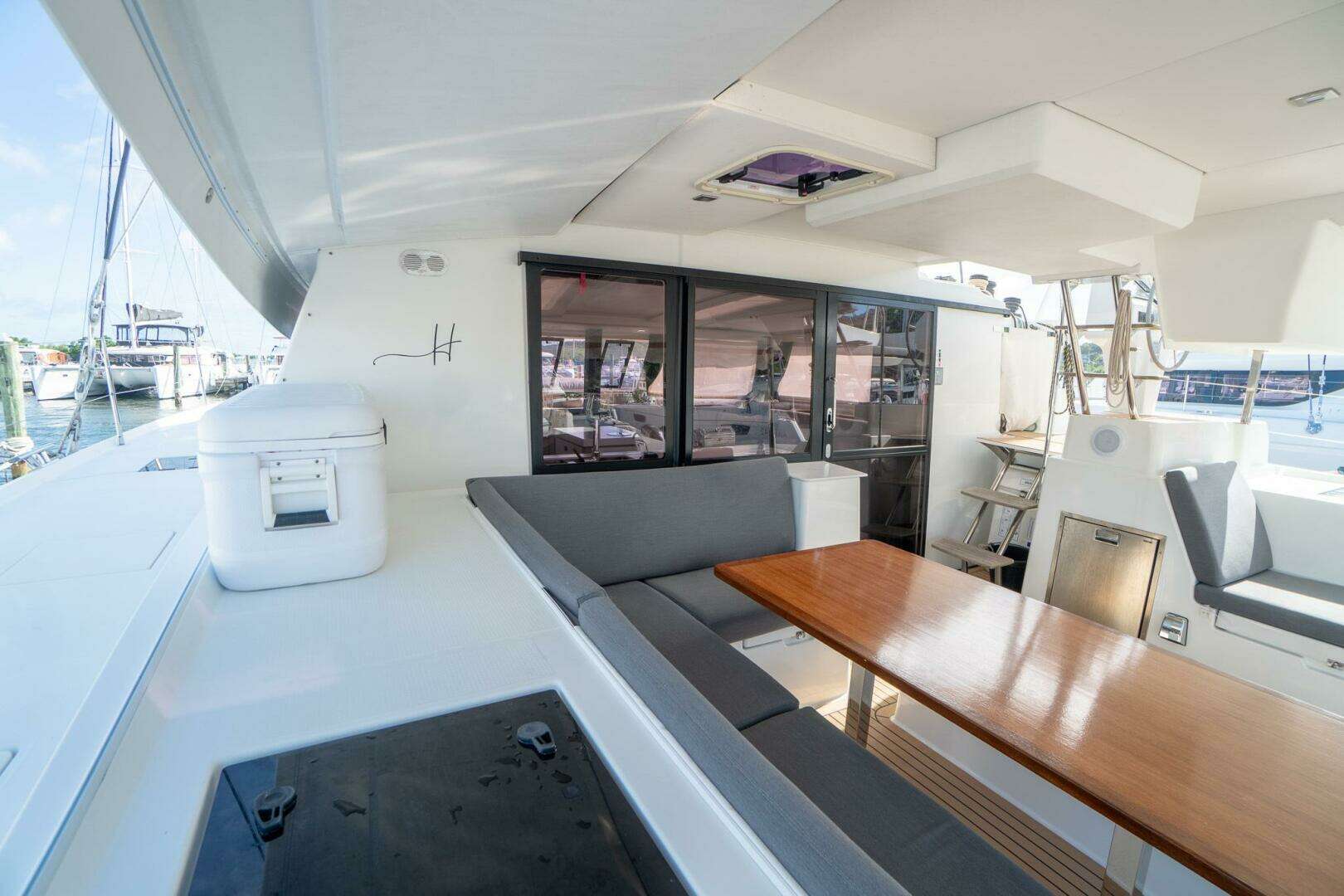 Fountaine Pajot  Yacht For Sale