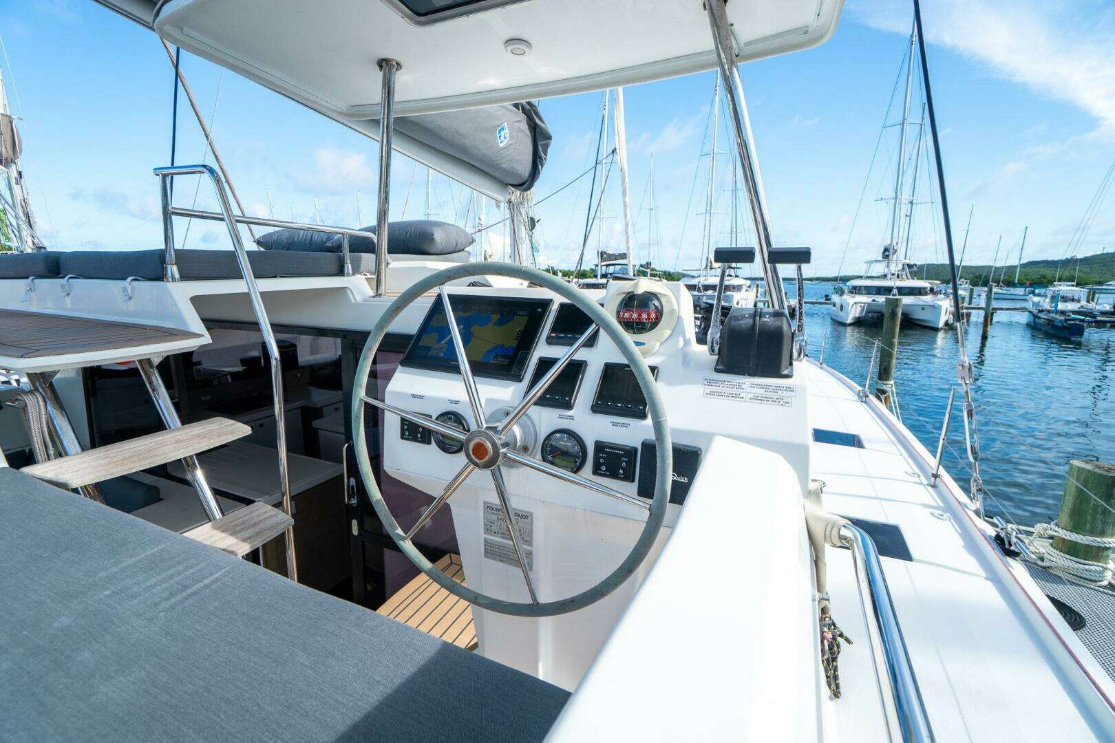 Fountaine Pajot  Yacht For Sale