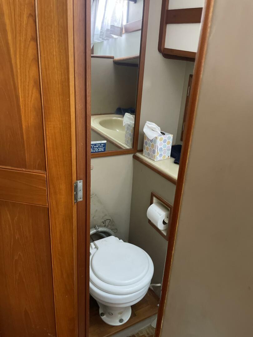 42ft Grand Banks Yacht For Sale