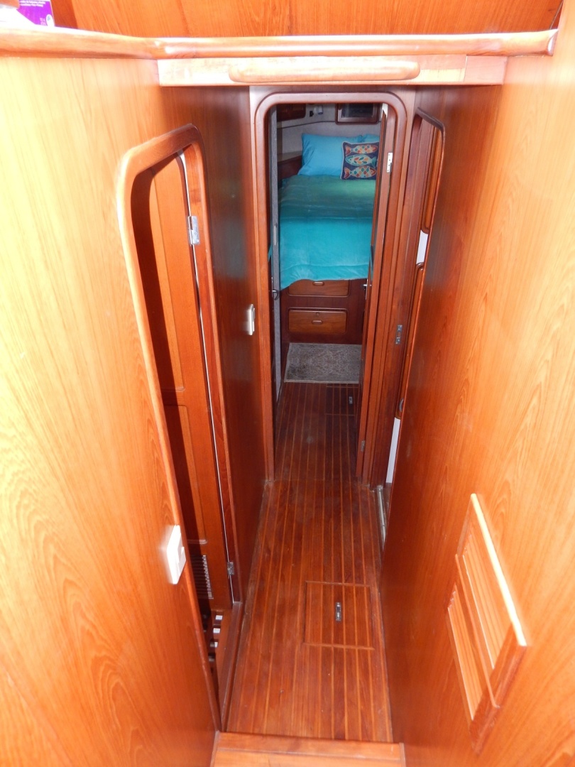 Tradition 48ft Egg Harbor Yacht For Sale
