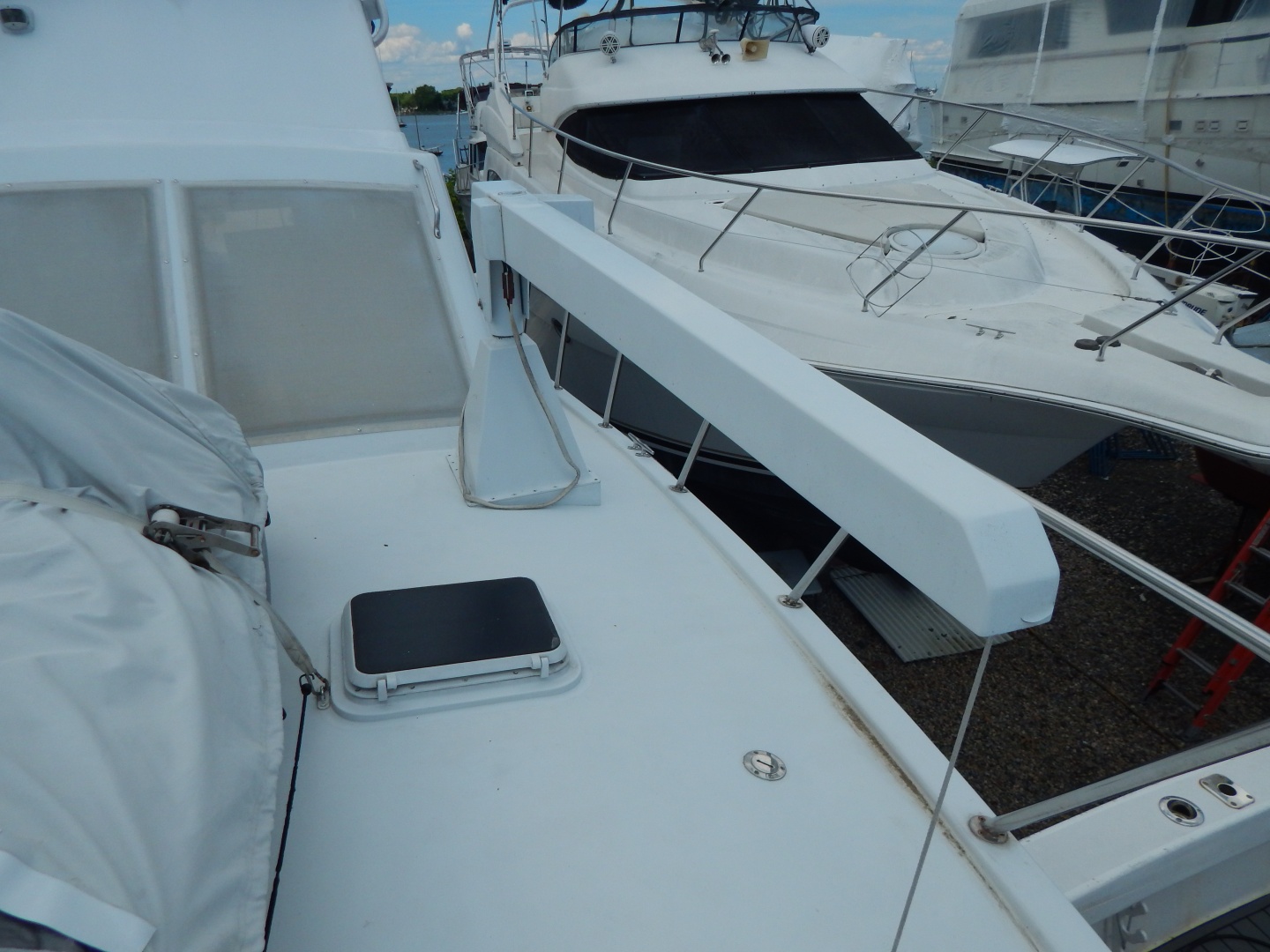 1996 Egg Harbor by Cayman