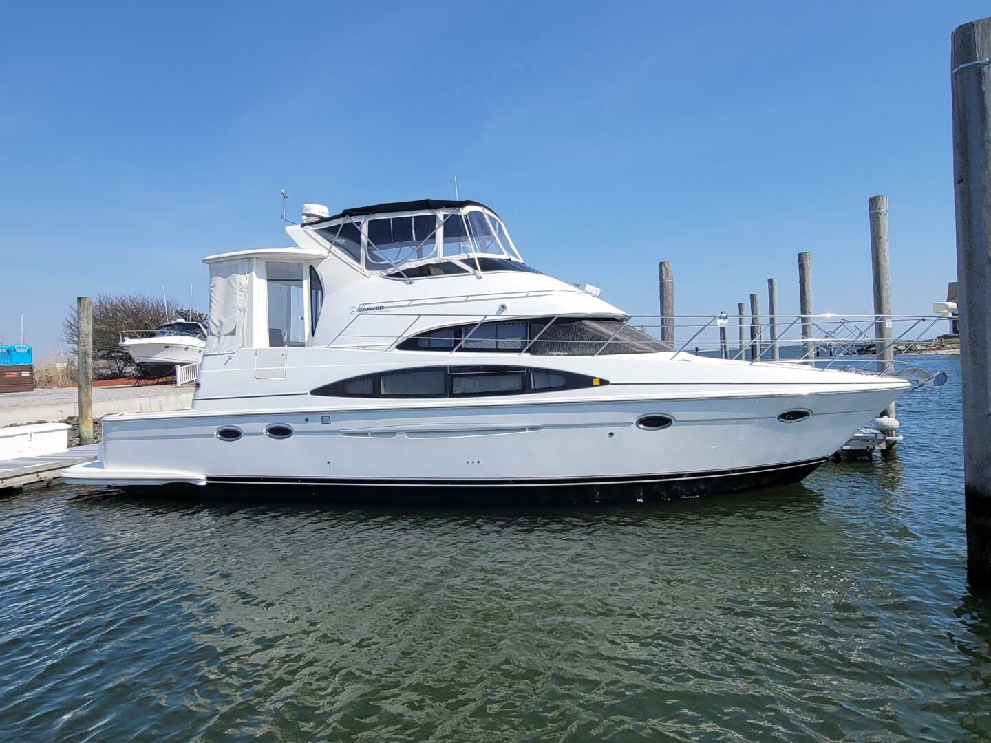 ChrisSea IV 44ft Carver Yacht For Sale