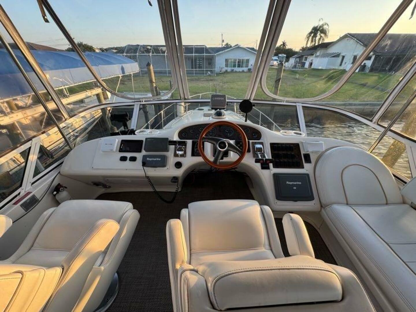 1996 Sea Ray 400 Flybridge Helm