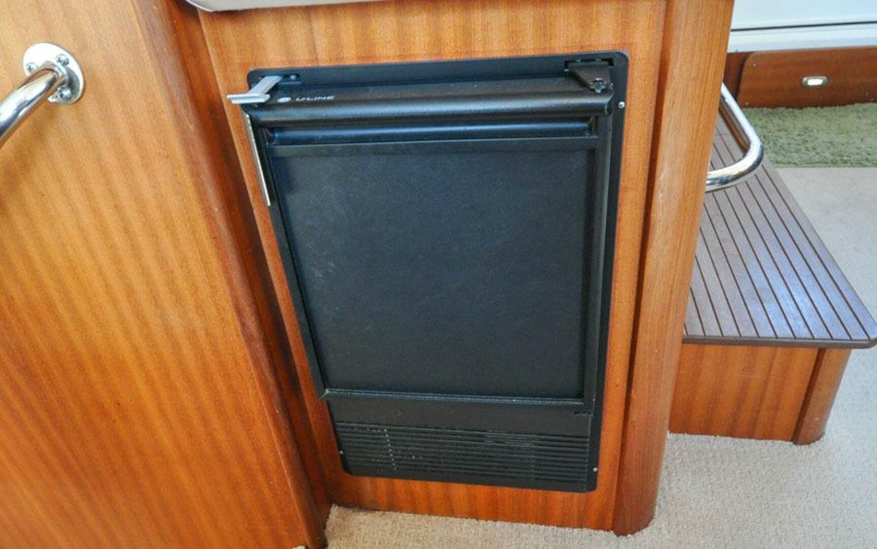 Ice and Drinks Fridge